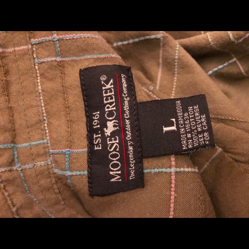 Button up top - Picture 3 of 3
